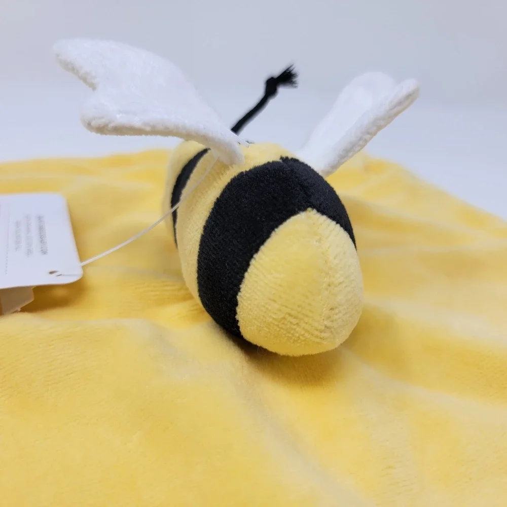 NWT Burt's Bees Baby Yellow Hold Me Bee Lovey Organic Cotton Security Blanket